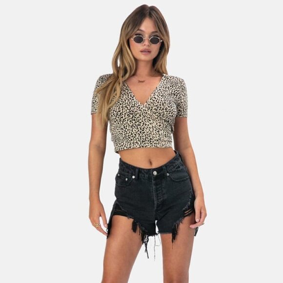 Adika Leopard Wrap Top Medium - Picture 6 of 6